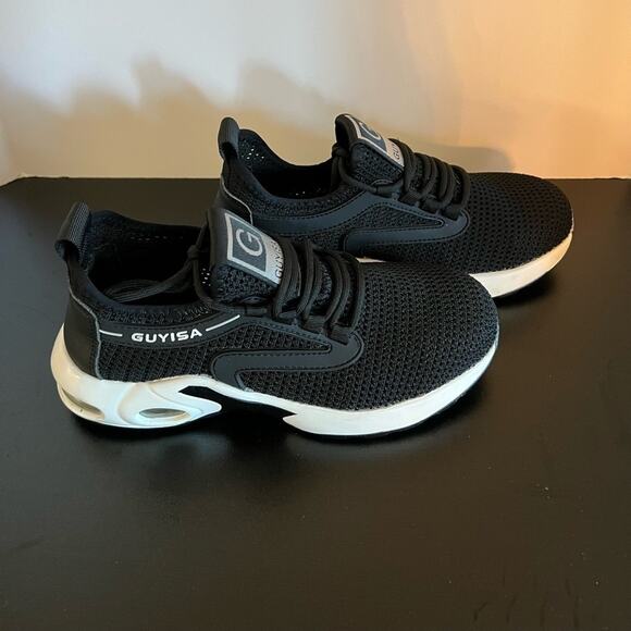 GUYISA WOMENS STEEL TOE WORK SNEAKER SIZE 230 (US 6.5) NWOT - Picture 1 of 5